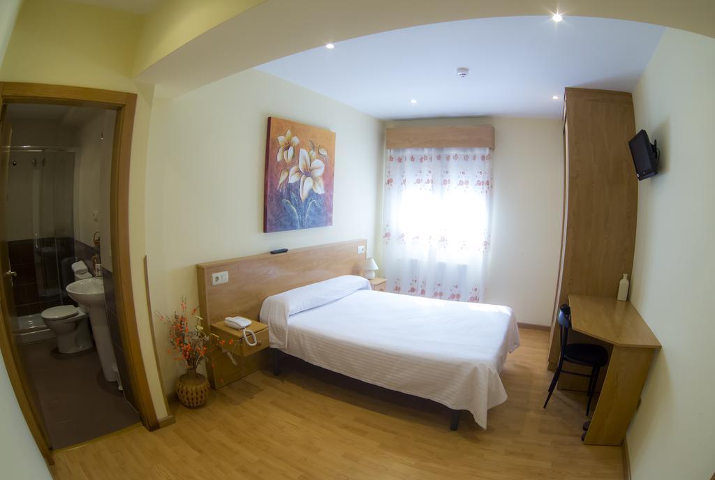 Hotel El Horreo De Avilés Стая снимка